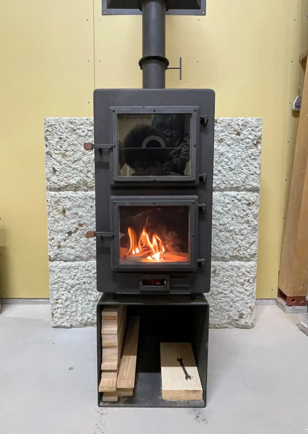 DC-CMの火入れの様子