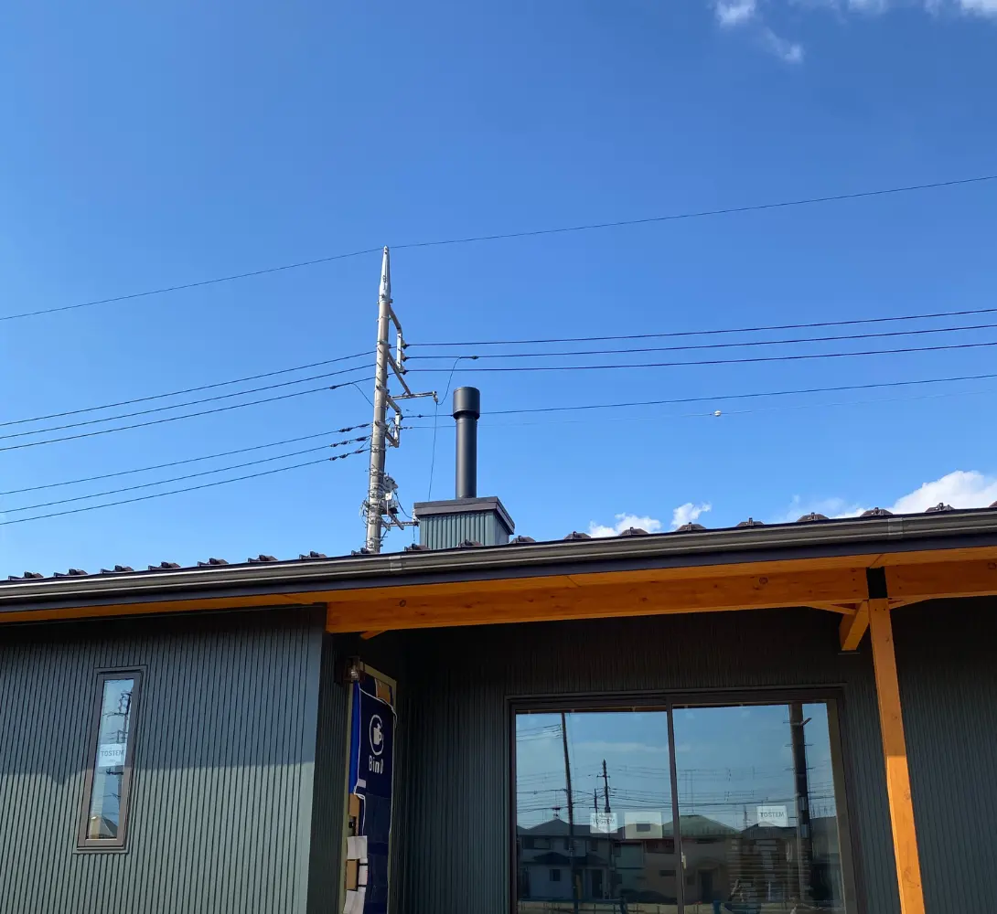 煙突施工の様子