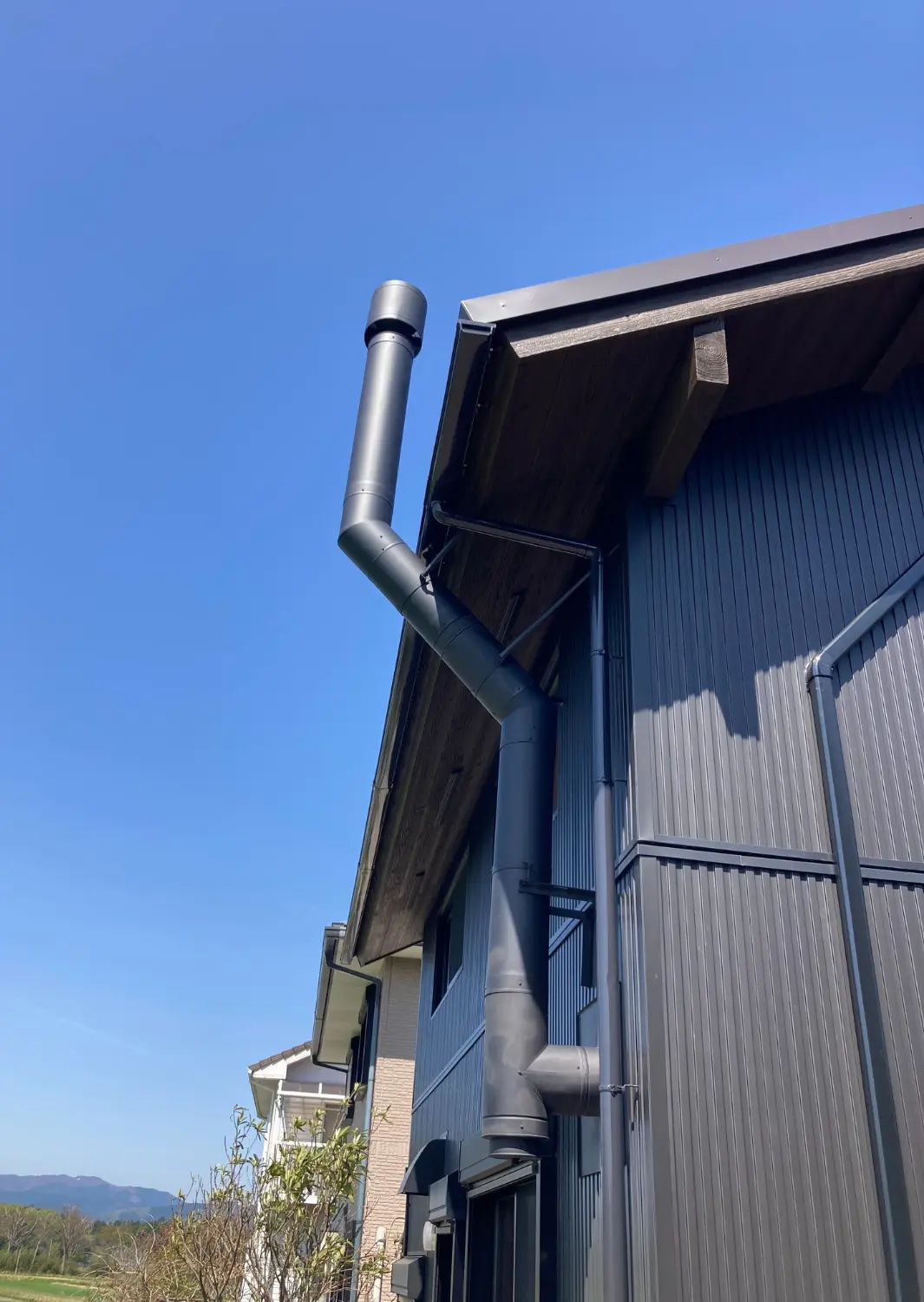 煙突施工の様子