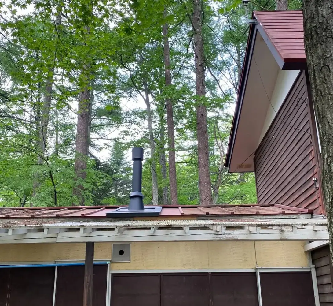 煙突施工の様子