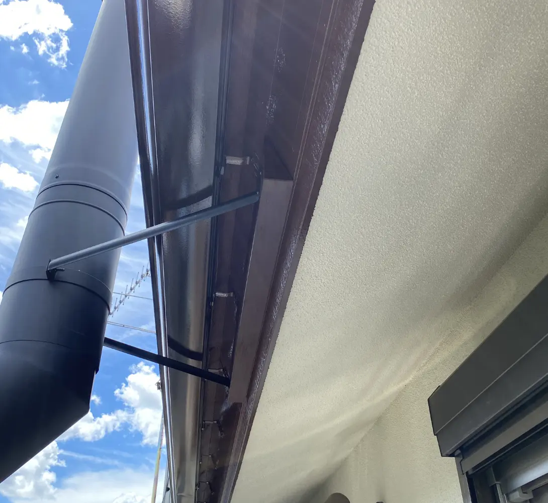 煙突施工の様子