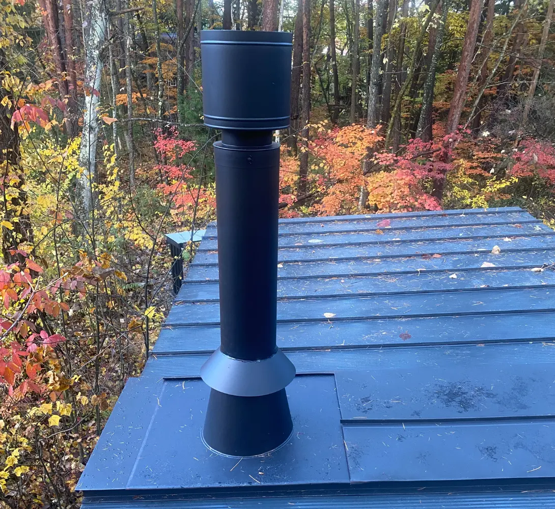 煙突施工の様子