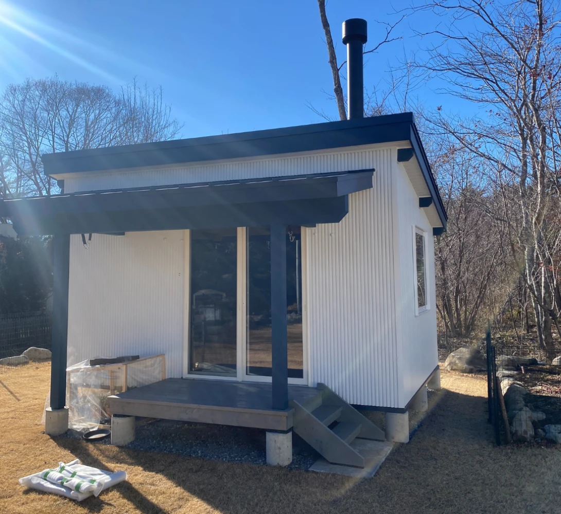 小屋の外観の様子